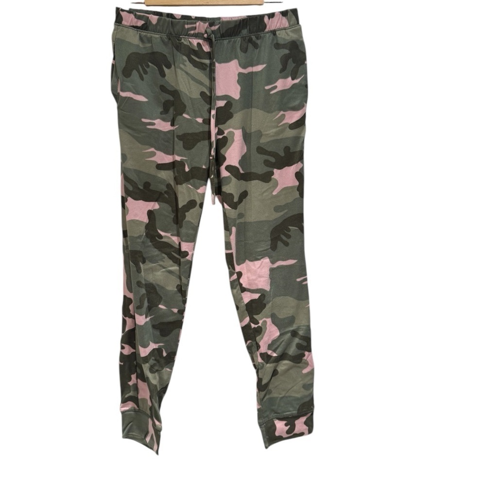 MALIBU SUGAR green & pink camo soft finish leggings - size S(8)